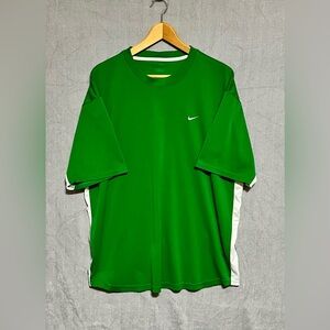 Nike Men's Green and White Short‎ Sleeve Tee